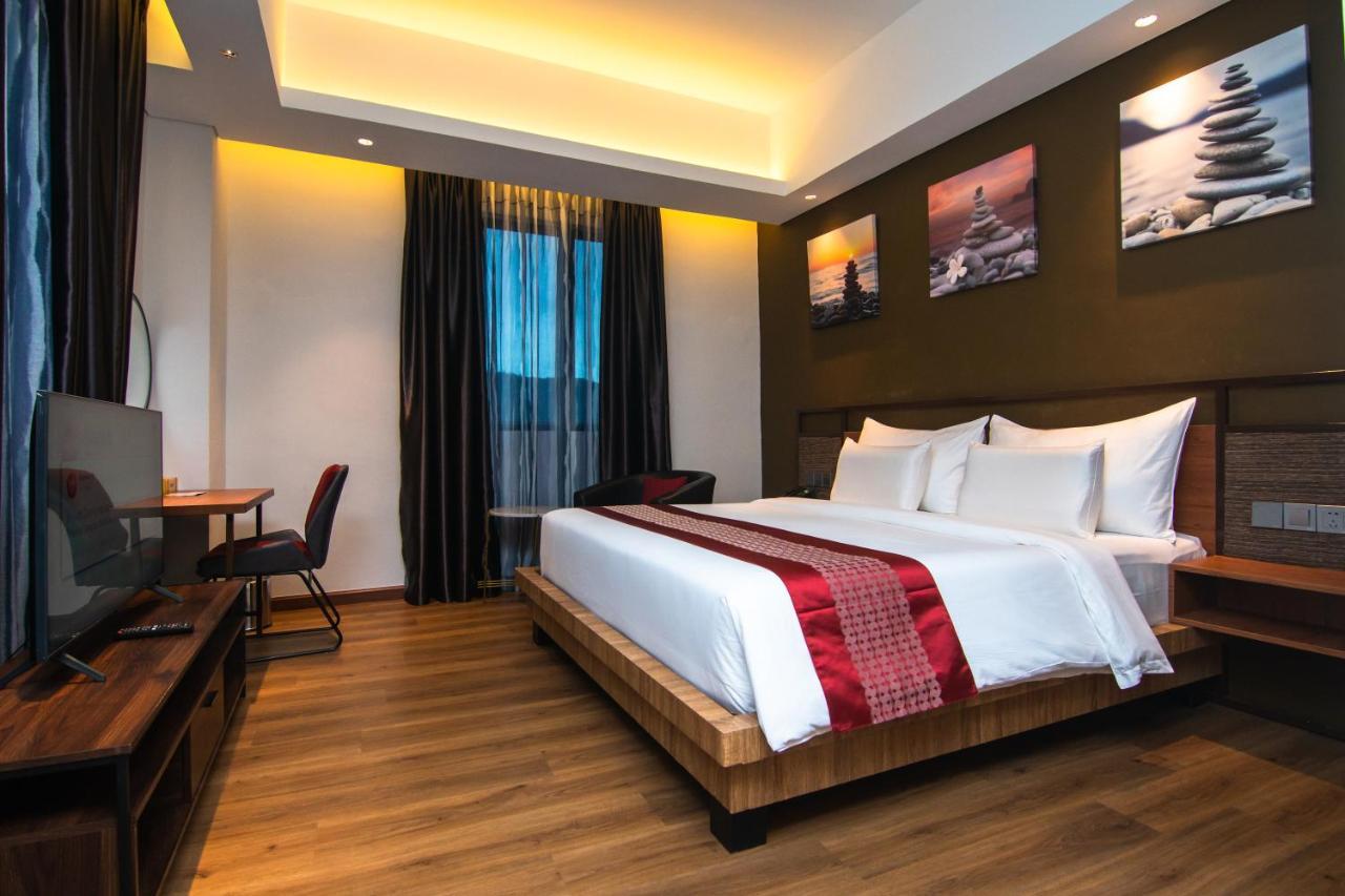 Parkside Gayo Petro Hotel Takengon Экстерьер фото