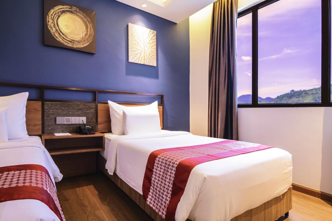 Parkside Gayo Petro Hotel Takengon Экстерьер фото