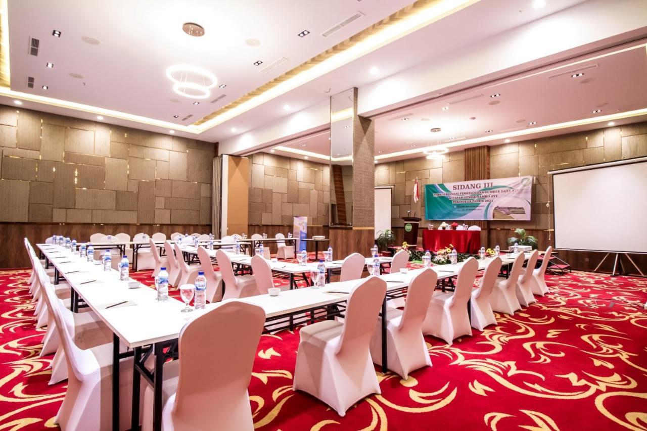 Parkside Gayo Petro Hotel Takengon Экстерьер фото