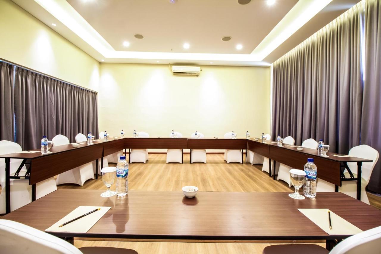 Parkside Gayo Petro Hotel Takengon Экстерьер фото