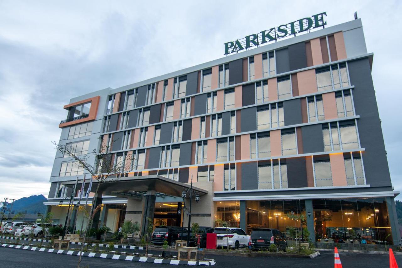 Parkside Gayo Petro Hotel Takengon Экстерьер фото