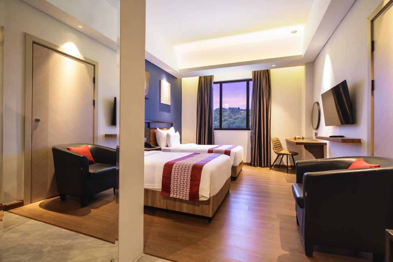Parkside Gayo Petro Hotel Takengon Экстерьер фото